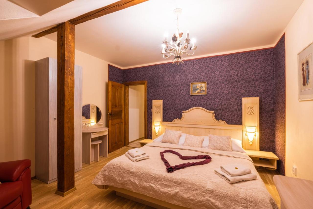 Hotel Barcadam Банска-Штьявница Экстерьер фото